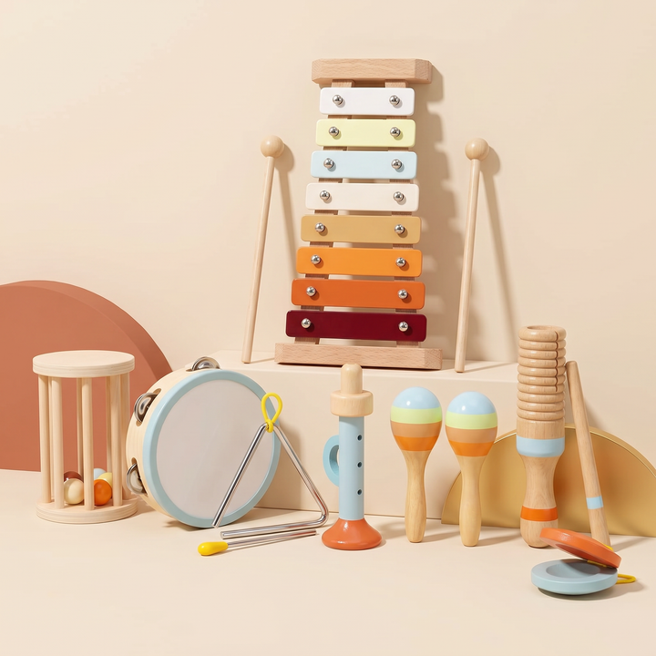 The wooden music set arranged together showing all the instruments